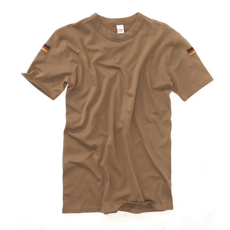 Cenový Hit Triko BW s vlaječkou na rukávu HNĚDÉ