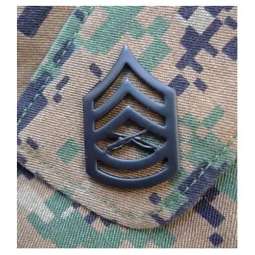 Cenová Bomba Odznak hodnostní USMC - GySgt. - ČERNÝ pár